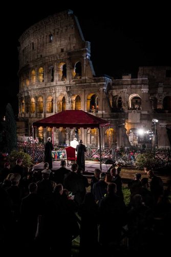 29.3.2013, Roma, Italia, Cittá del Vaticano.Papa Francesco celebra la Via Crucis.