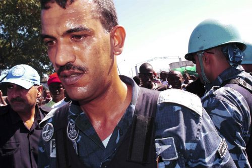 Reportaje realizado entre julio 2004 y enero 2005

Patrullando Puerto Principe con los militares Jordanos.